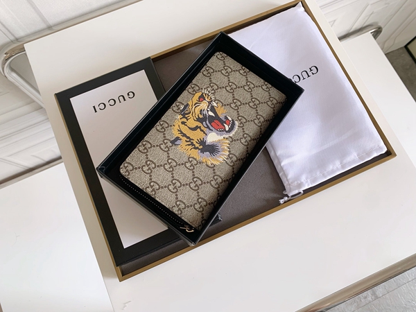 グッチ財布コピー正面デザイン